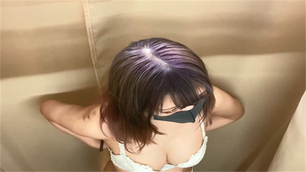 2021年11月商场试衣间绝密偷拍流出！激情视频外泄实录